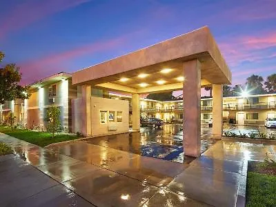 Eden Roc Inn & Suites Near The Maingate Анахайм Мотель